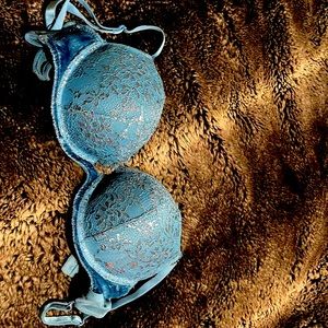 Victoria Secret baby blue bra